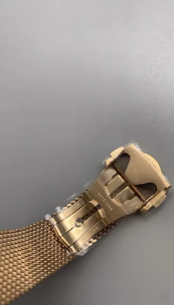 VSF-Watch Omega Seamaster 300M 007 Bronze Gold V4-1.webp