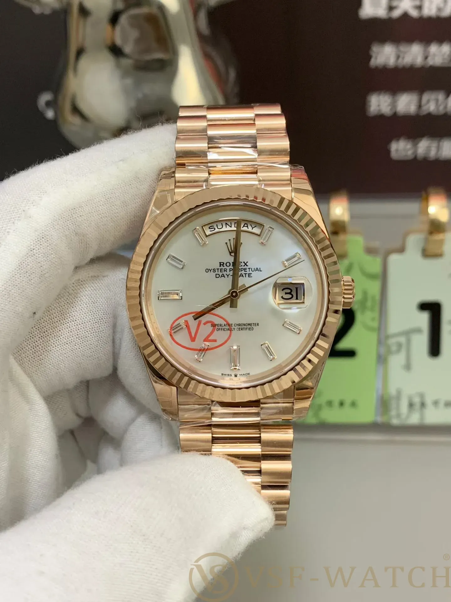 VS Factory Rolex Day-Date 40 Everose Gold White Baguette Dia